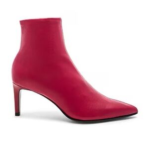 Beha Stretch Boot in Biking Red
RAG & BONE
Color: Biking Red
